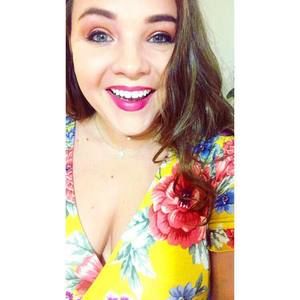 Meet your Posher, Lorraine